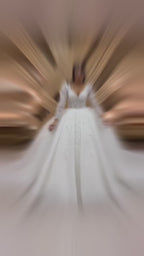 G21-127A - Ivoren versierde prinsessenbruidsjurk