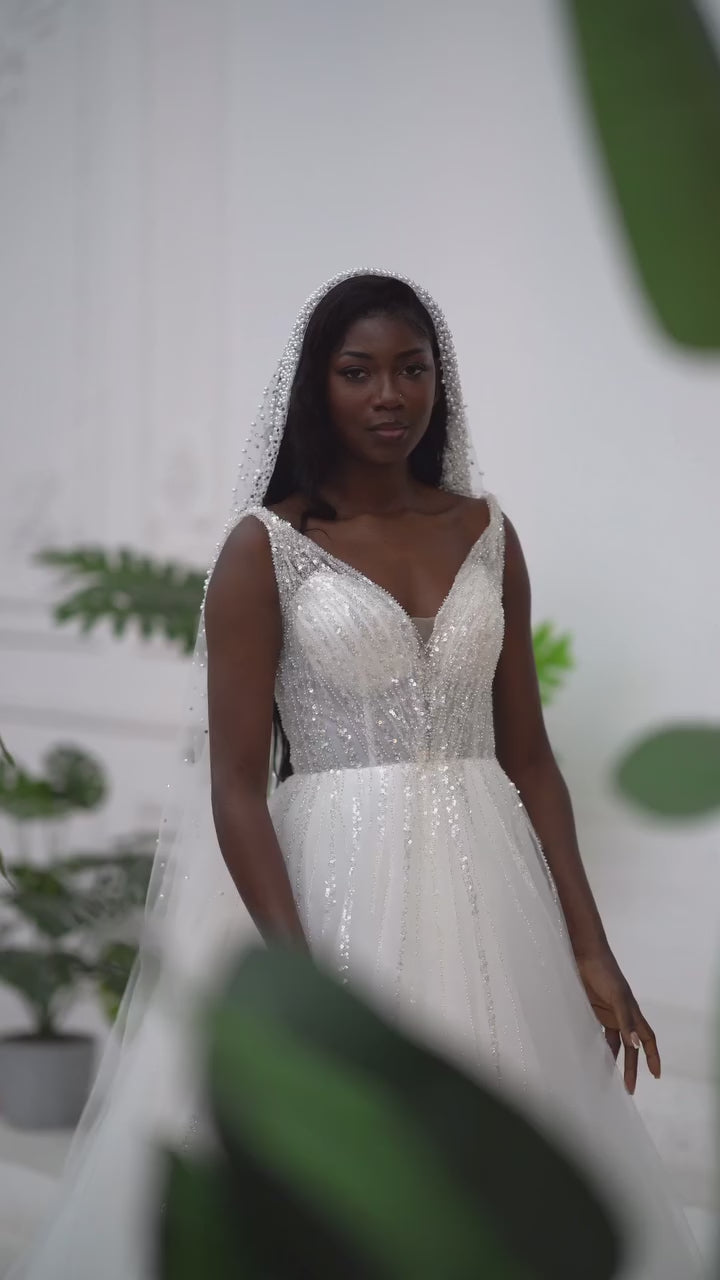 G21-068A - Ivoren elegante prinsessenbruidsjurk